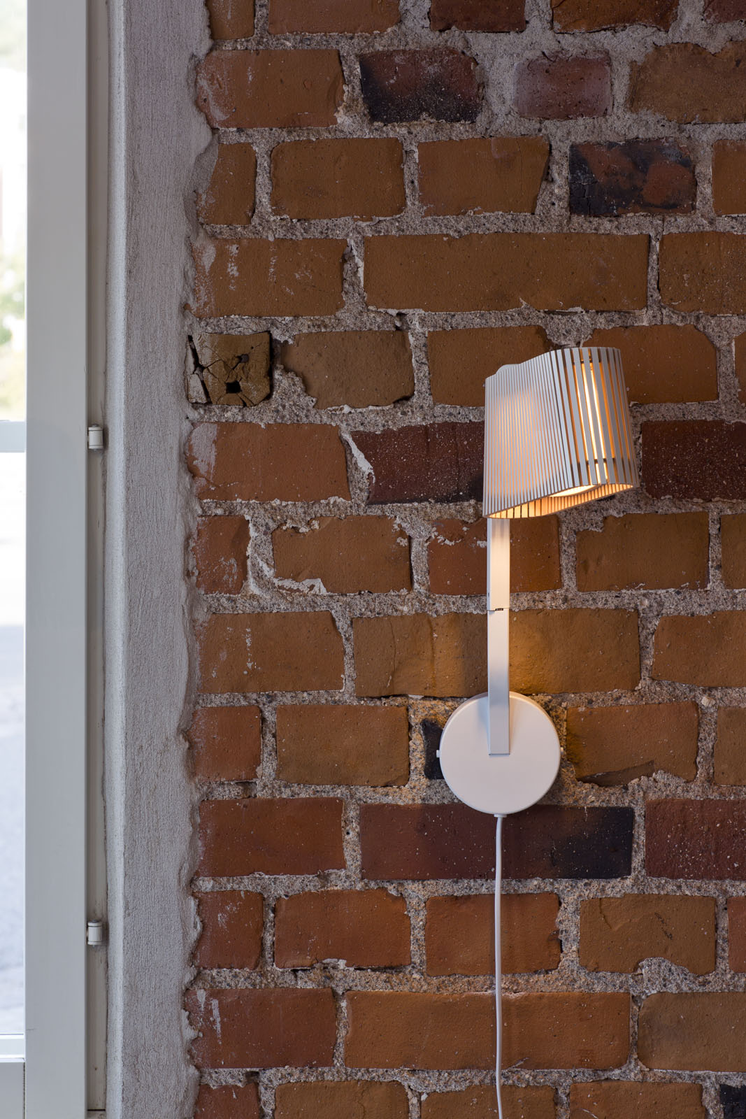 Owalo 7030 Wall Lamp | Seppo Koho