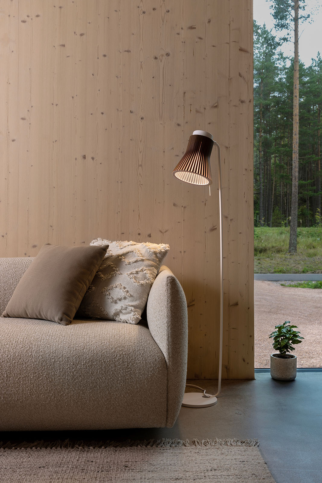 Petite 4610 Jalkavalaisin | Seppo Koho