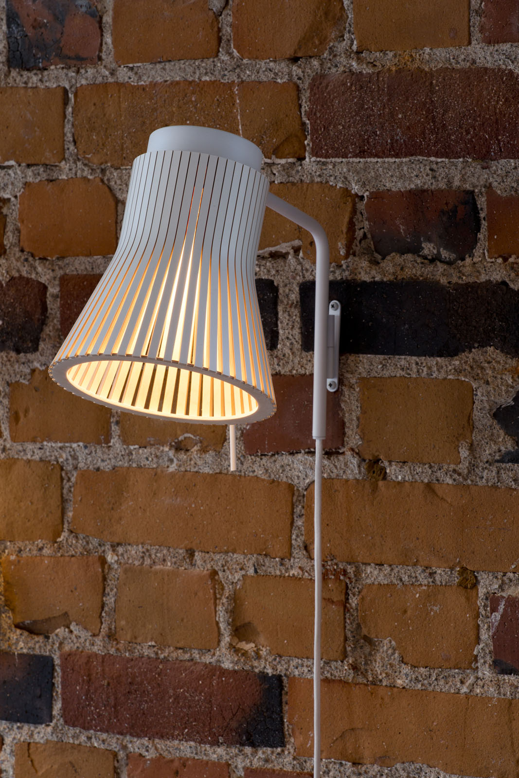 Petite 4630 Wall Lamp | Seppo Koho