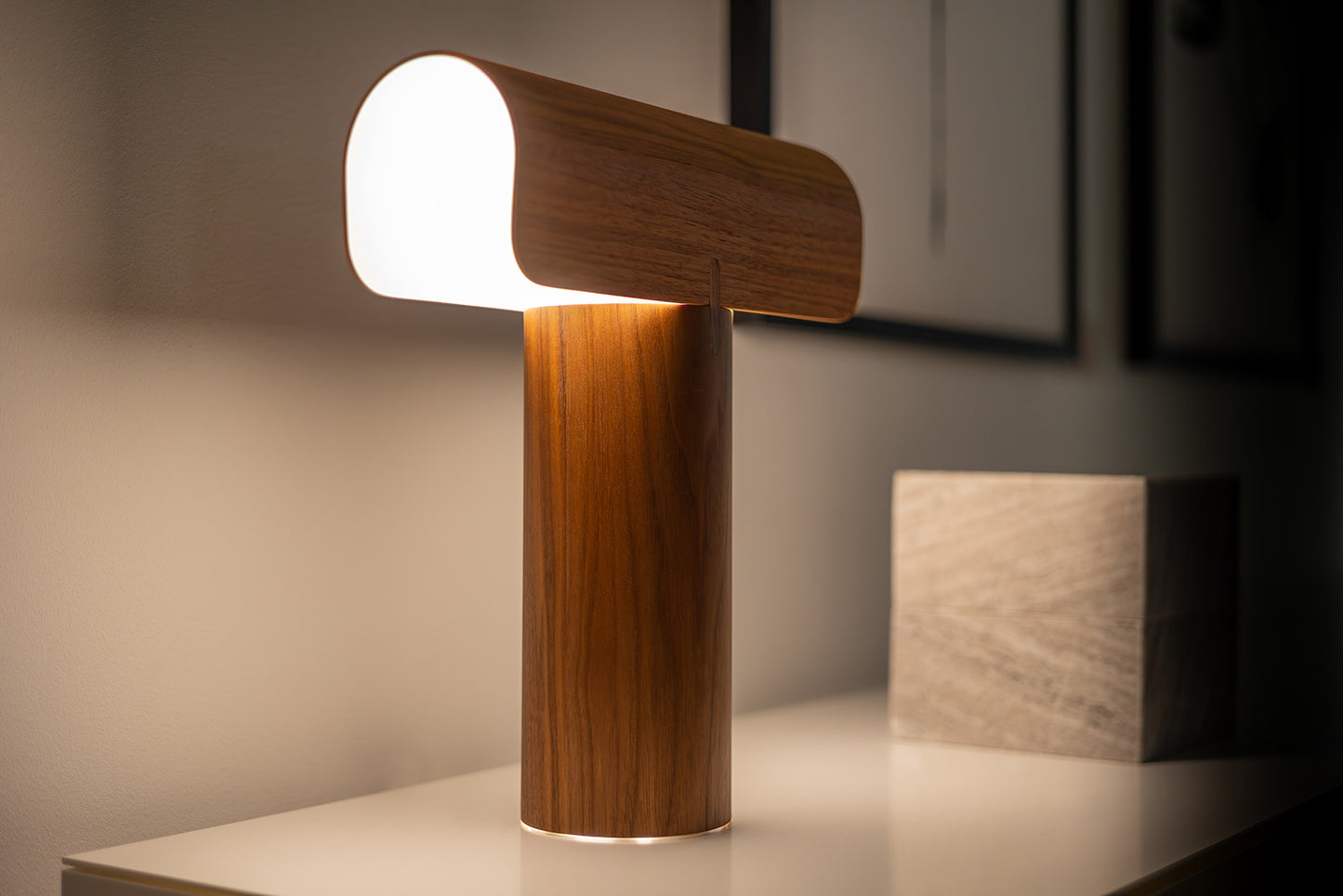 Teelo 8020 Table Lamp | Seppo Koho