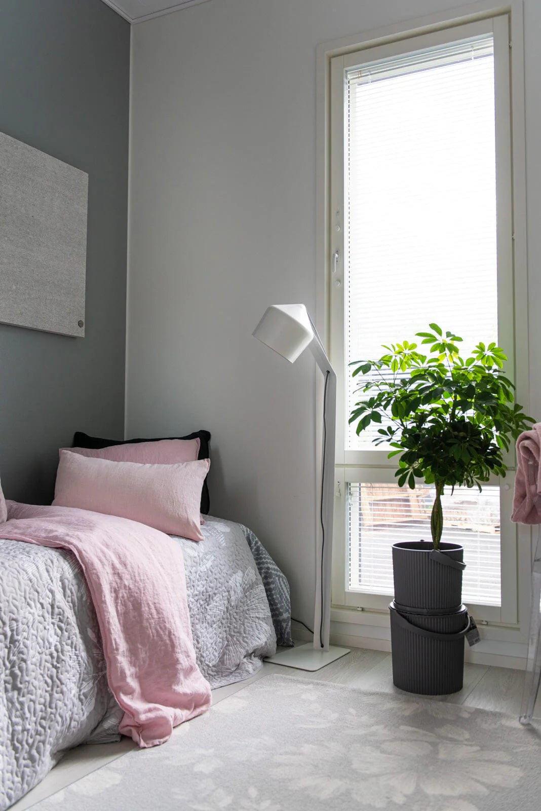 Pasila floor lamp | Juho Pasila