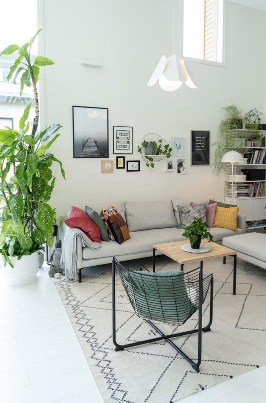 Lehmus L riippuvalaisin | Jenni Inkeroinen