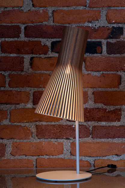 Secto 4220 Table Lamp | Seppo Koho