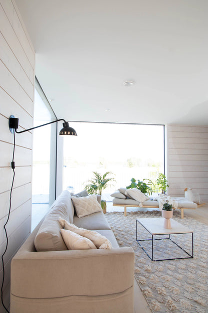 Vilja seinävalaisin | Jenni Inkeroinen