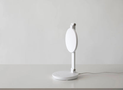 Inari desk lamp | INNOLUX